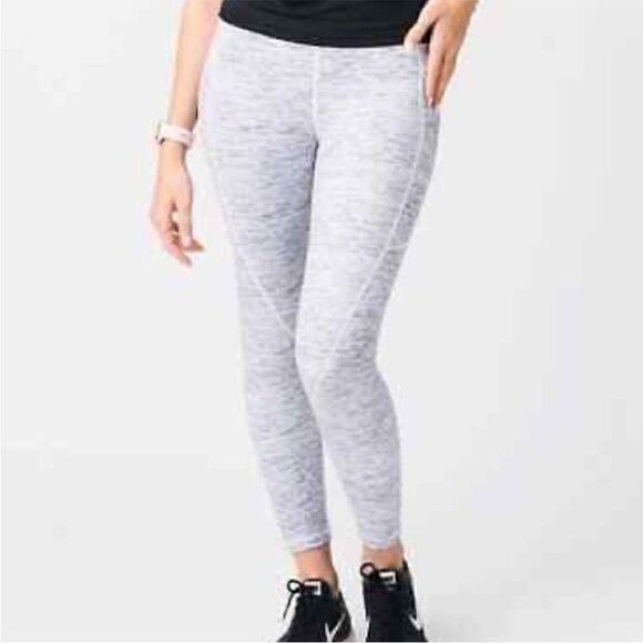 EUC ZYIA ACTIVE 6-8 LIGHT N TIGHT GREY LEVEL 2 LEGGINGS - Picture 1 of 9